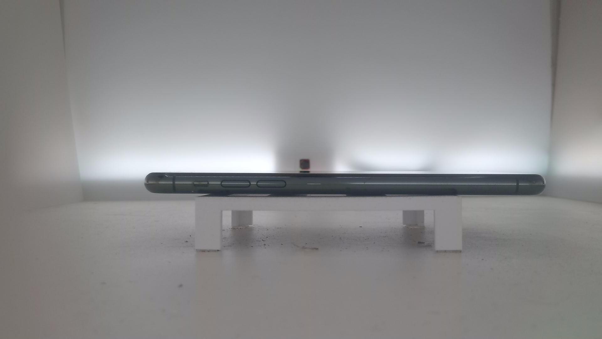 苹果【iPhone 11 Pro Max】8成新 