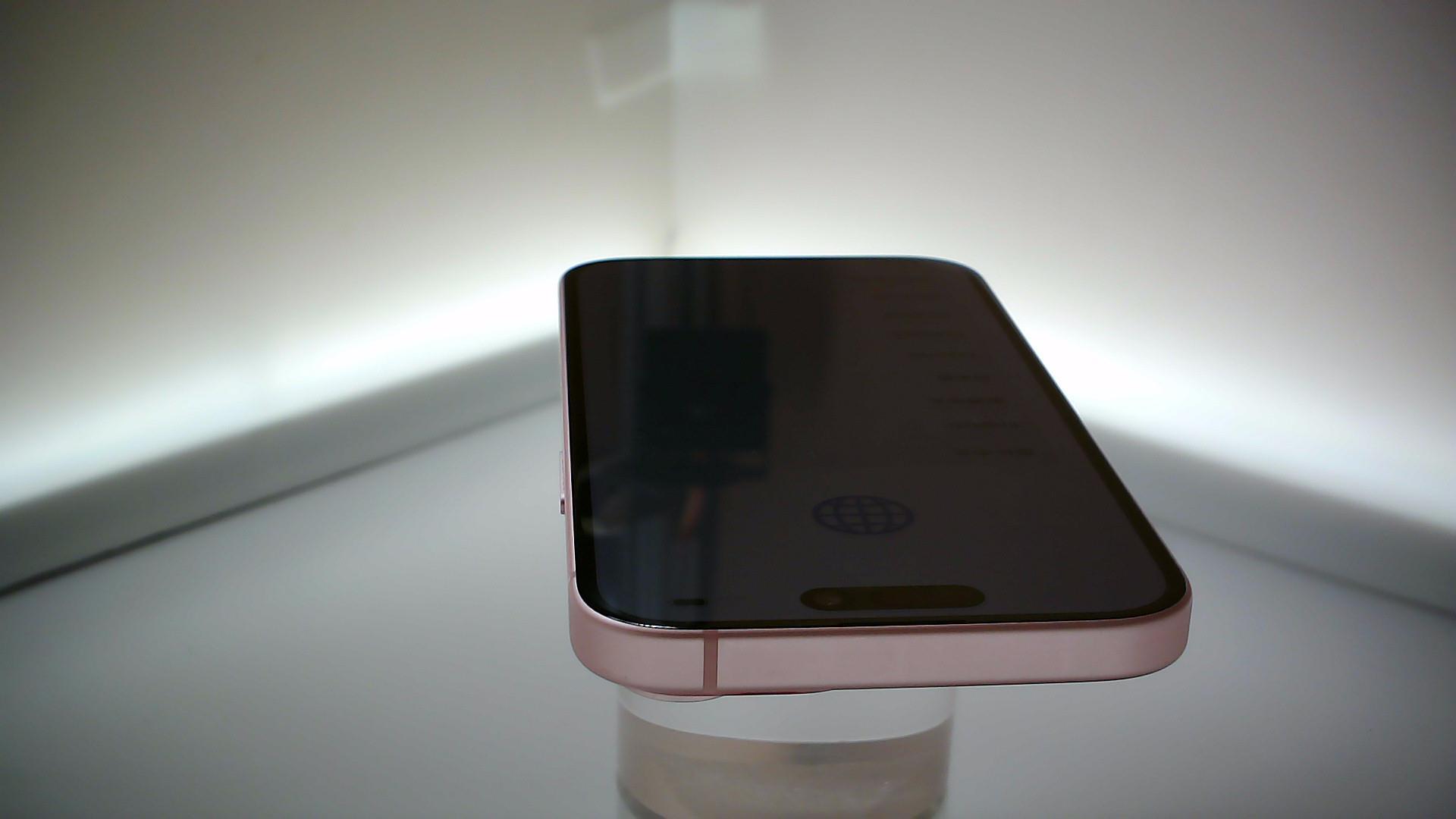 苹果【iPhone 15】9成新 