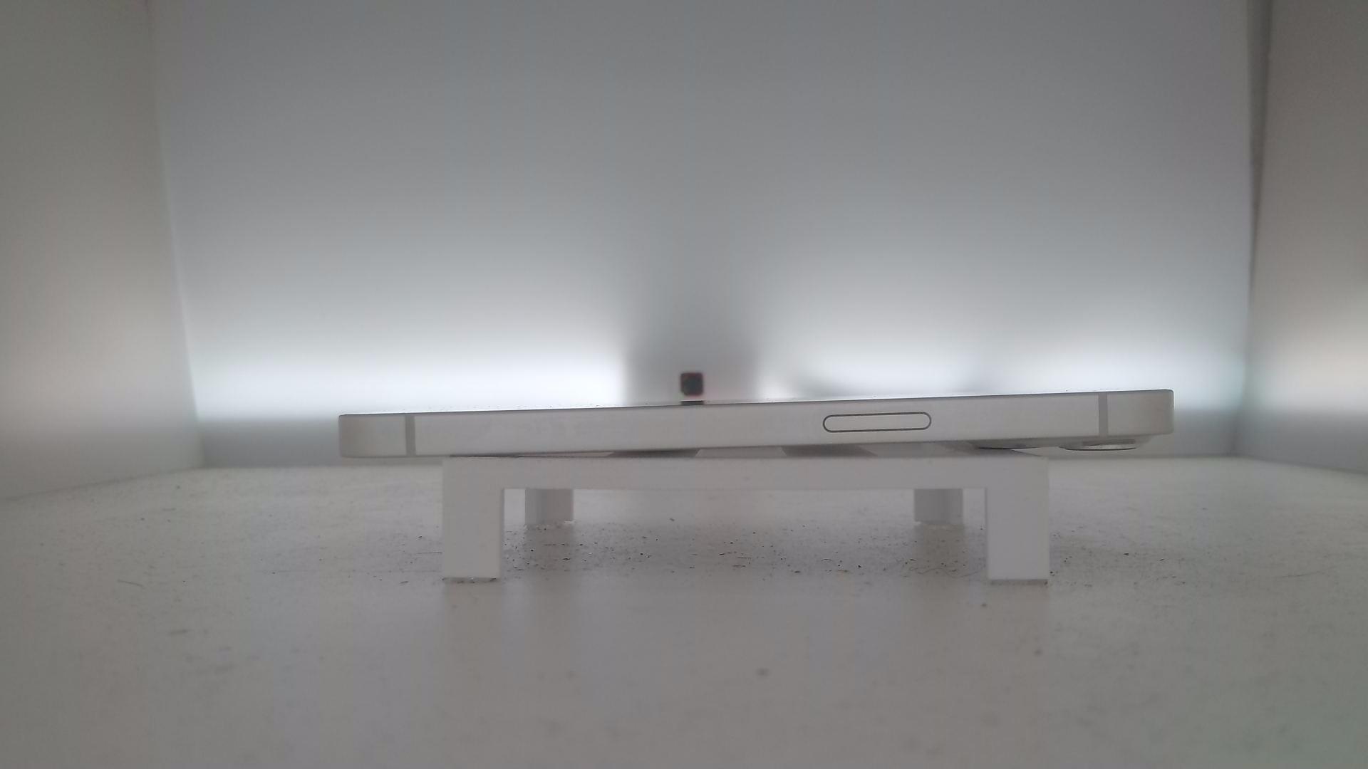 苹果【iPhone 13】95新 