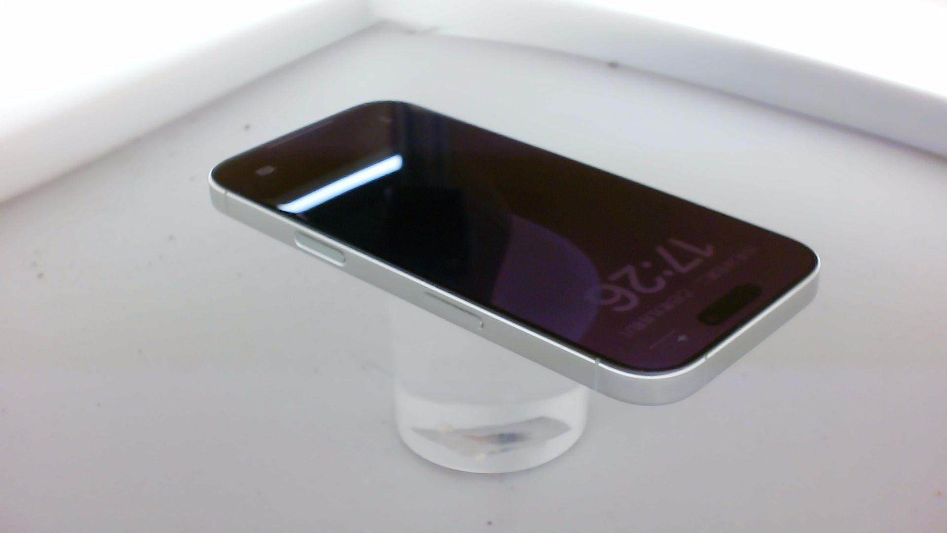 苹果【iPhone 16 pro】95新 