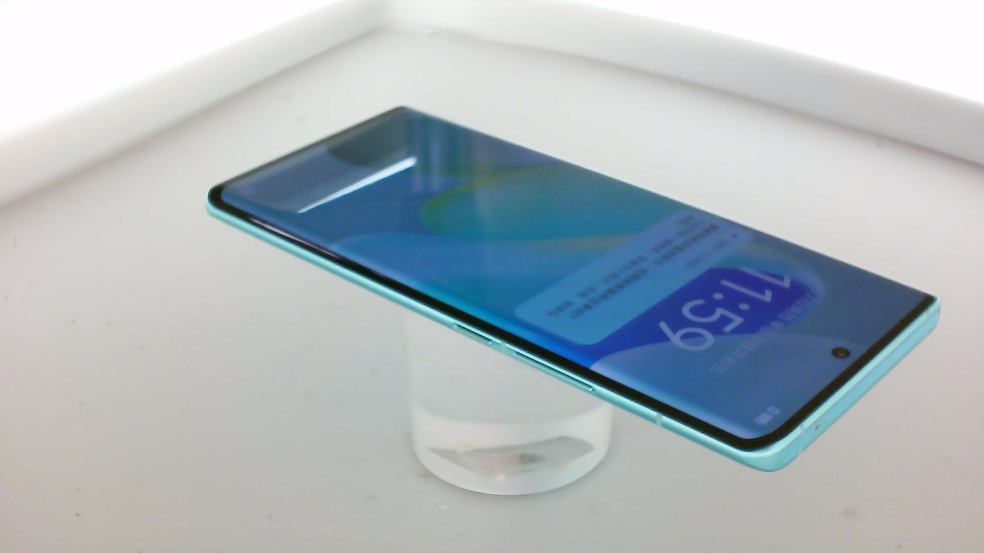 vivo【vivo X80】9成新 