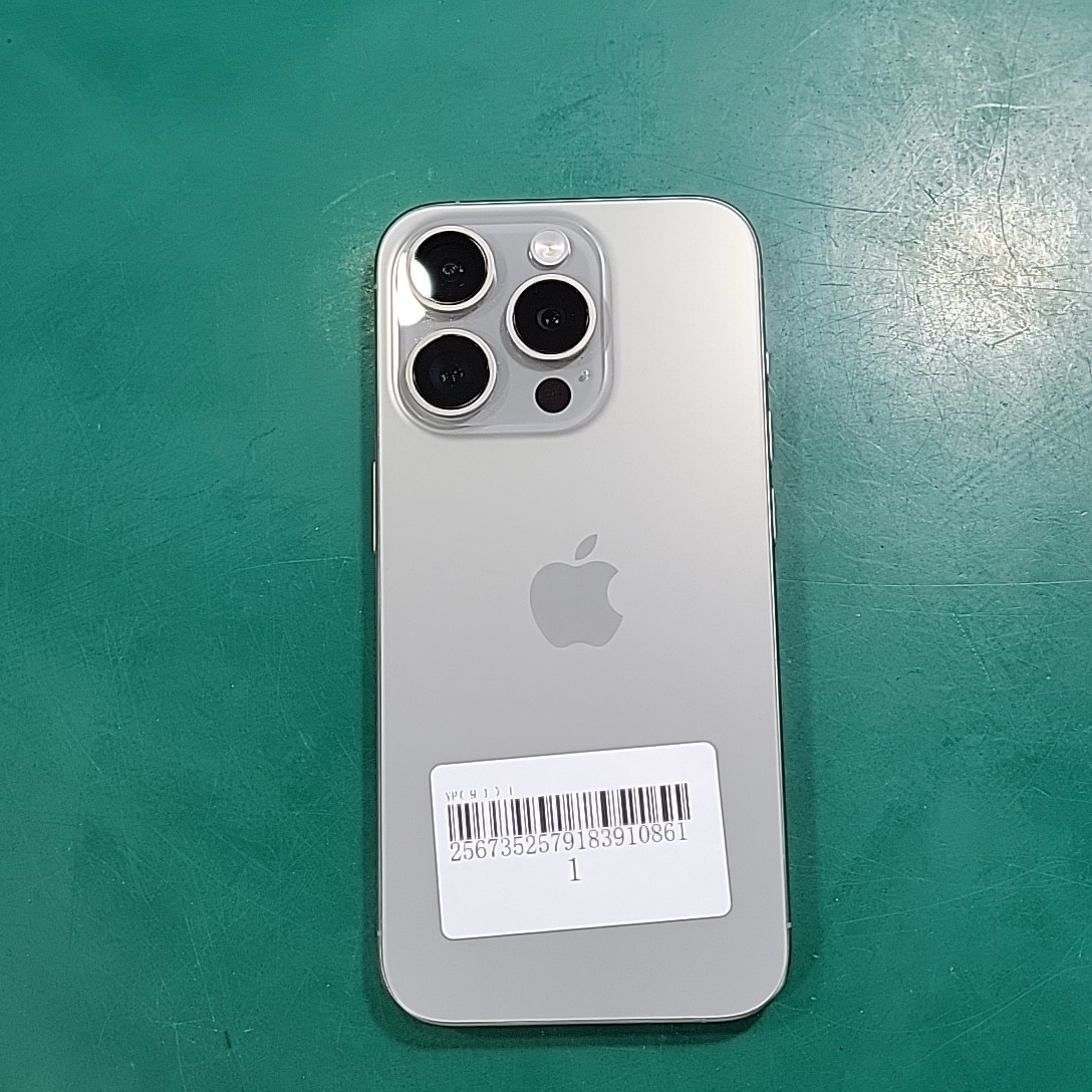 苹果【iPhone 15 Pro】5G全网通 原色钛金属 128G 国行 99新 