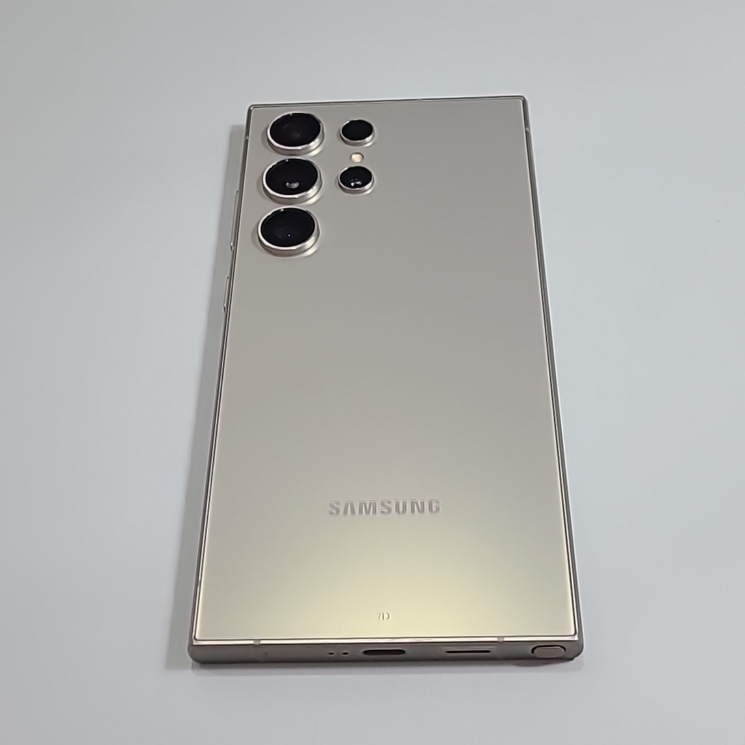 三星【 三星 Galaxy S24 Ultra】5G全网通 钛灰 12G/256G 国行 99新 