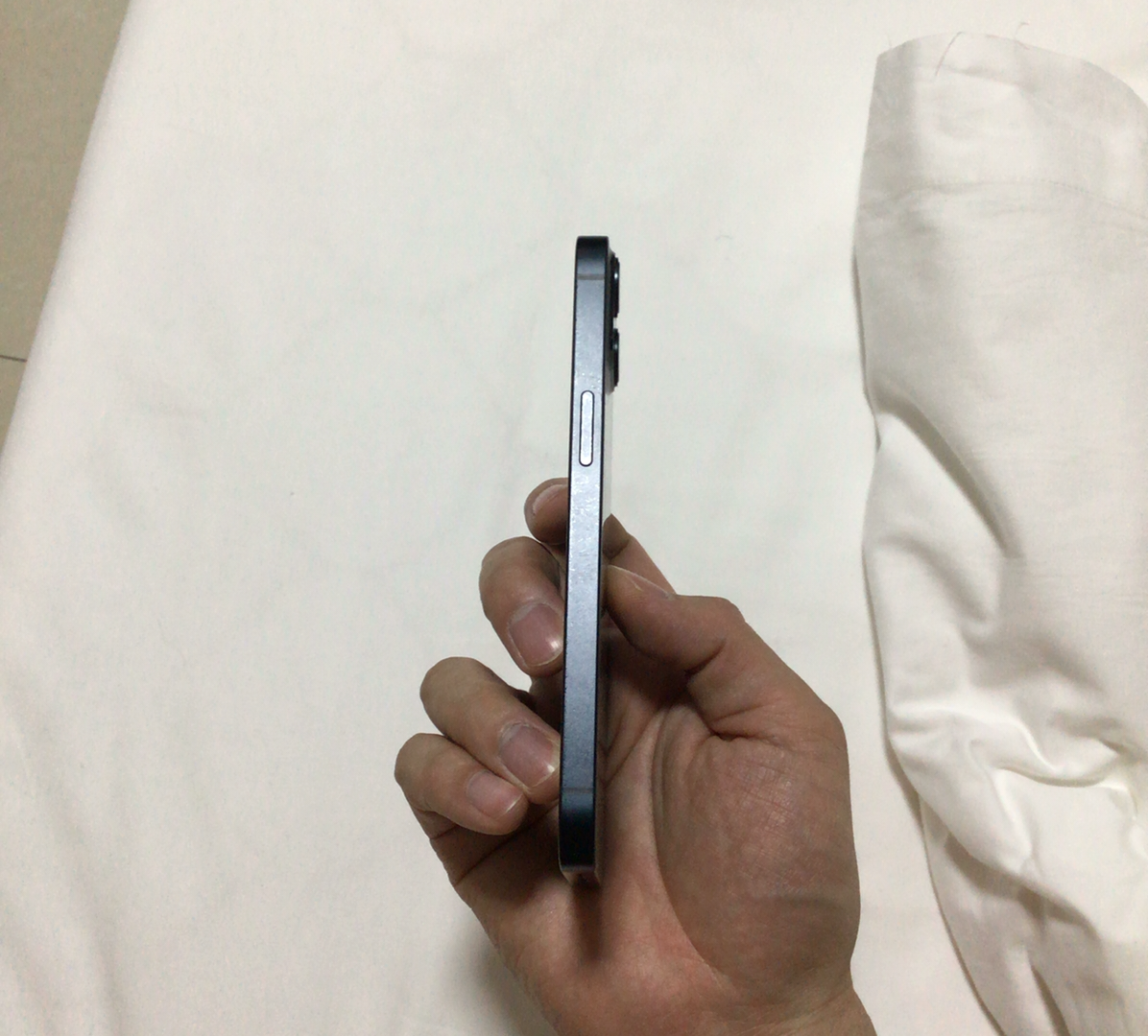 苹果【iPhone 13】5G全网通 午夜色 128G 水货无锁 8成新 