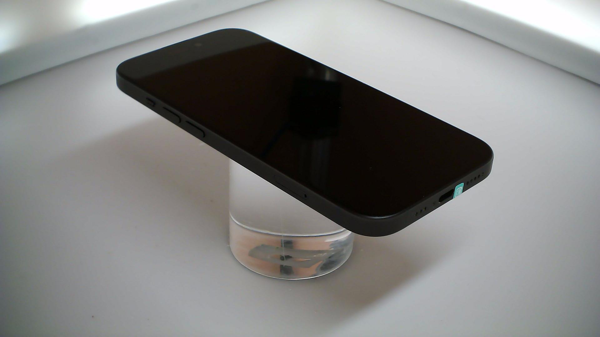 苹果【iPhone 15】5G全网通 黑色 128G 国行 9成新 