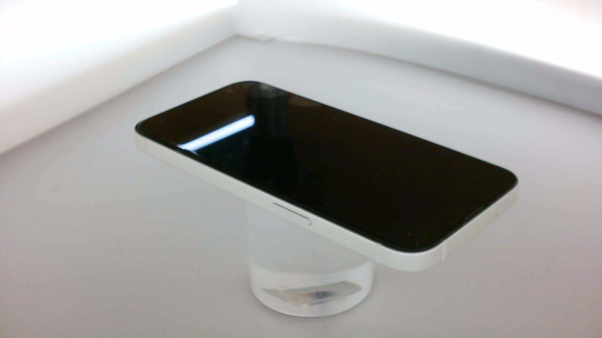 苹果【iPhone 13】95新 