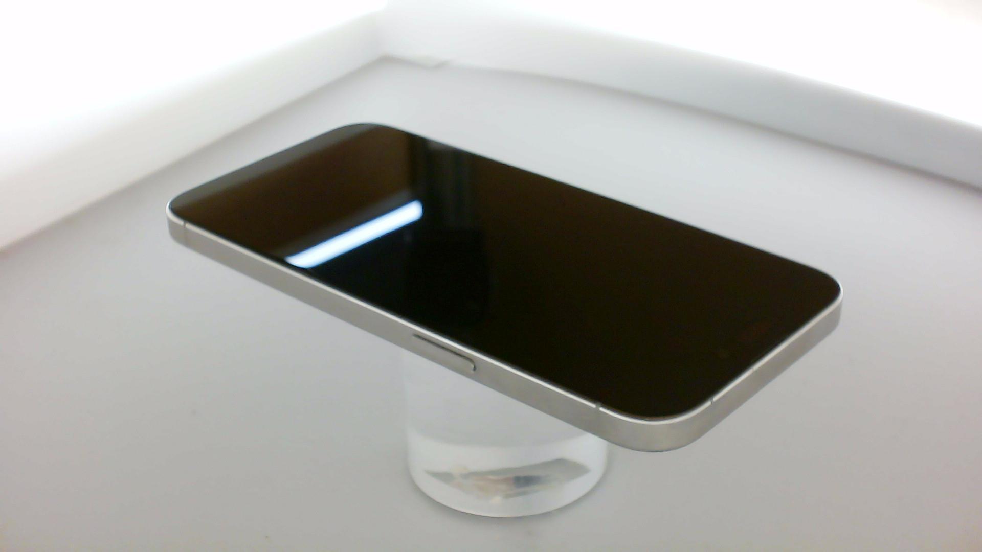 苹果【iPhone 15 Pro Max】95新 