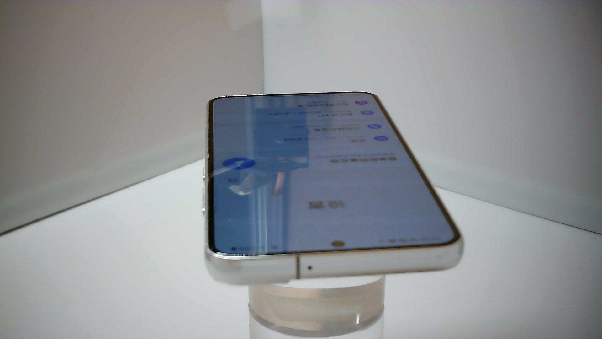 三星【三星 S22】8成新 