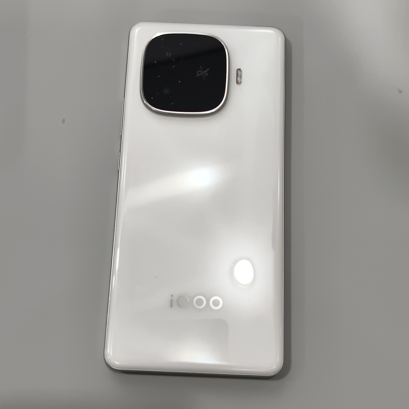 vivo【IQOO Z9 Turbo】5G全网通 星芒白 12G/256G 国行 95新 