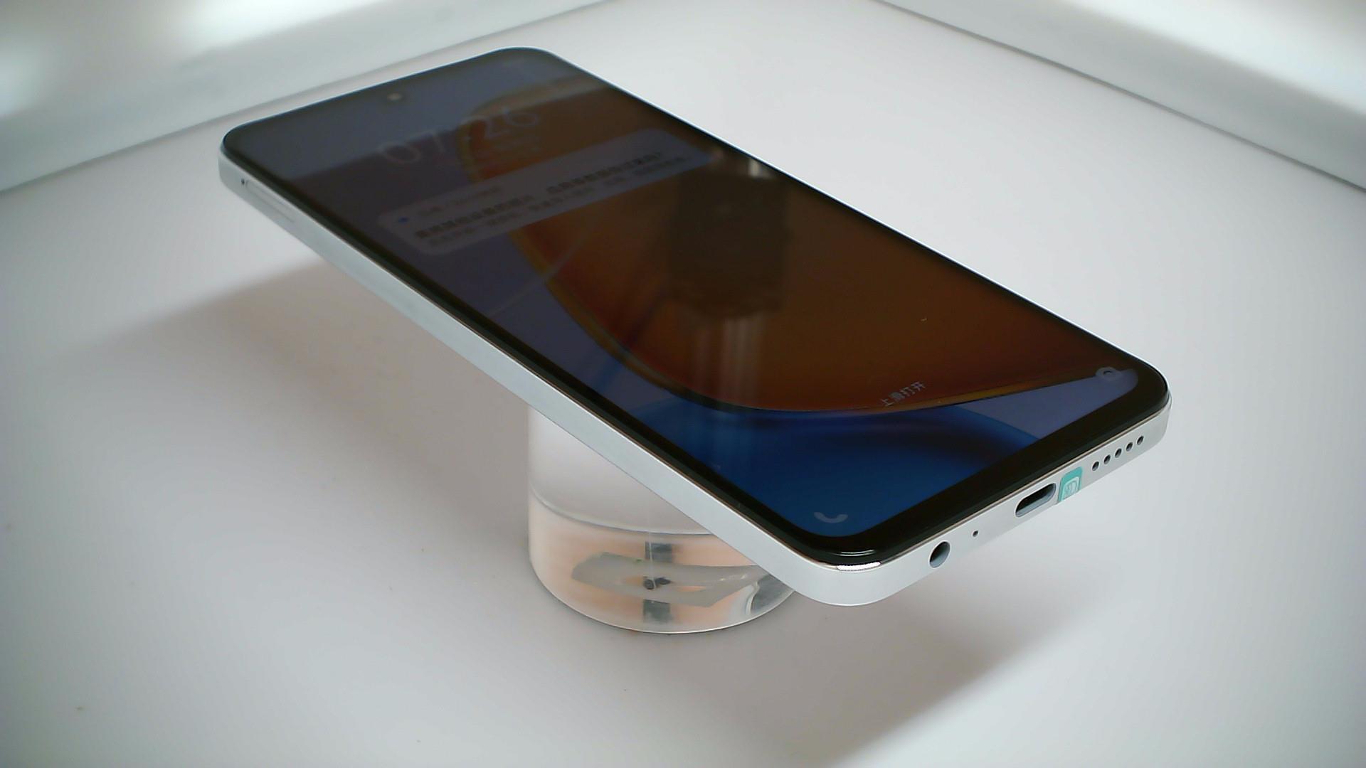 vivo【Y200 i】5G全网通 冰川白 12G/256G 国行 99新 