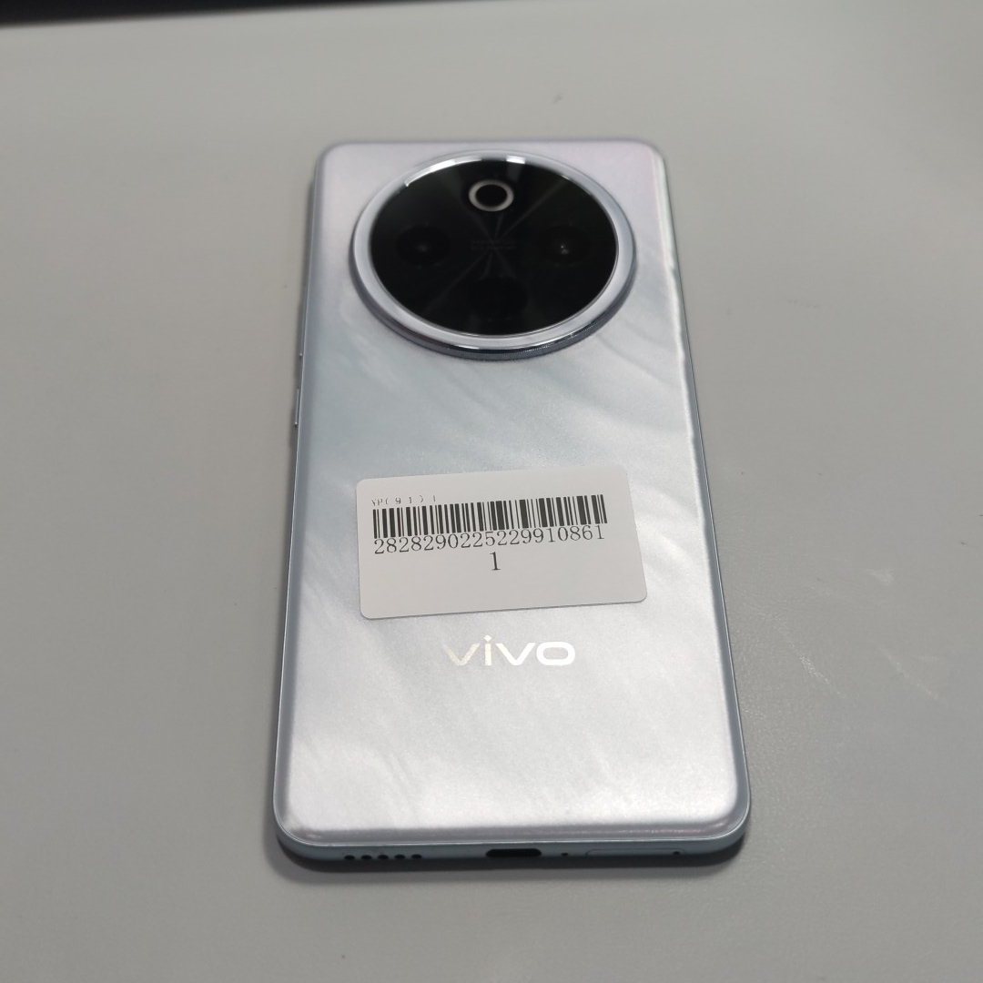 vivo【VIVO Y300 Pro+】5G全网通 星空银 12G/512G 国行 9成新 