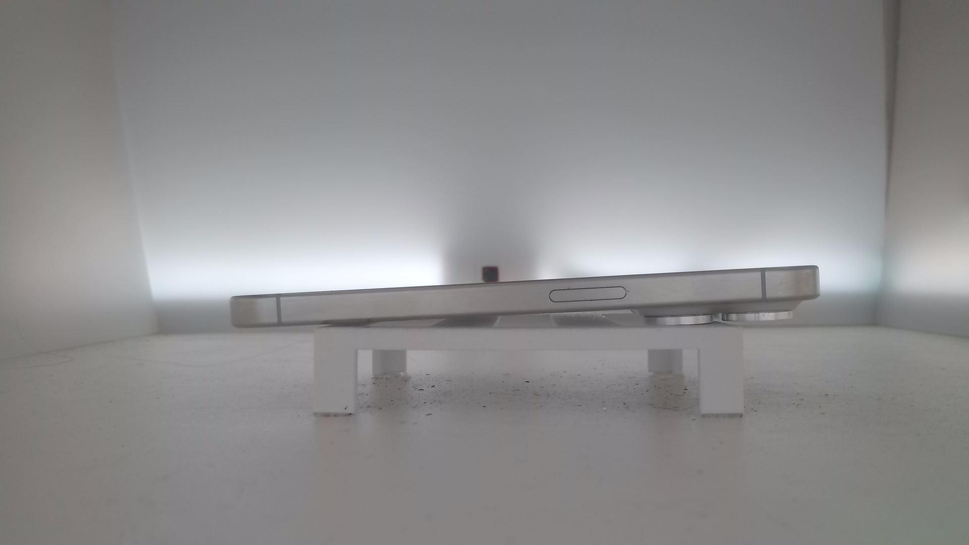 苹果【iPhone 15 Pro】95新 