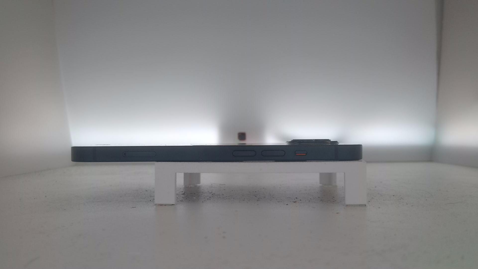 苹果【iPhone 13】95新 